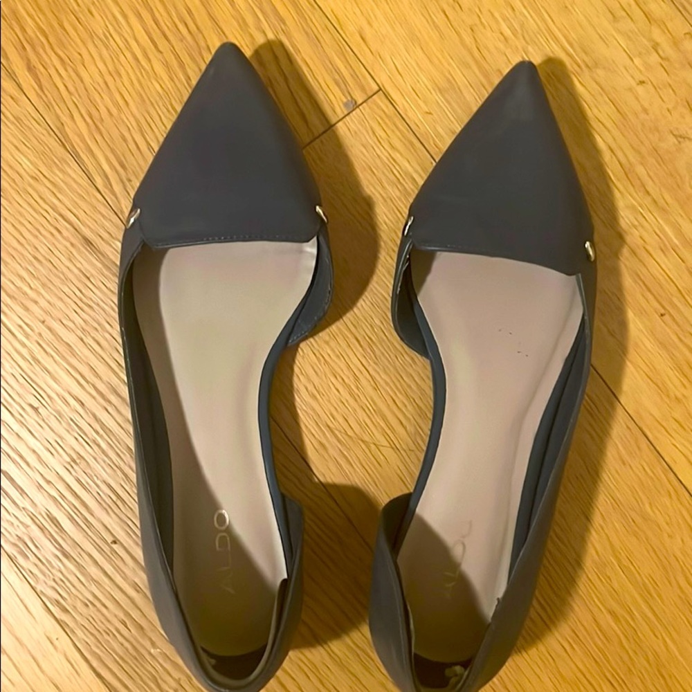 Navy blue Aldo flats